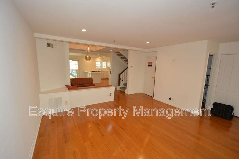 2847 Harbor Blvd #1 - Photo 5 of 33