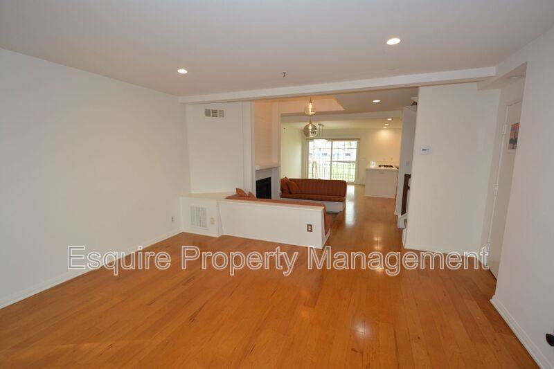 2847 Harbor Blvd #1 - Photo 6 of 33