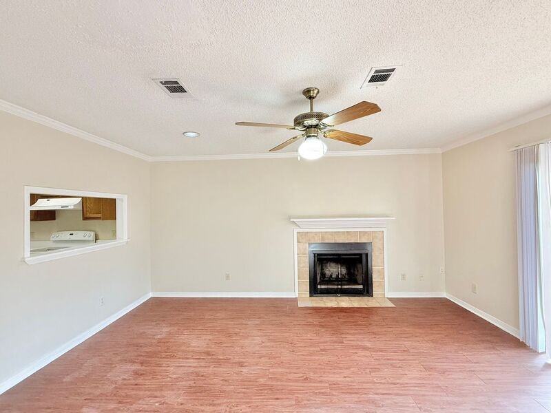 10133 Vixen Pl - Photo 2 of 12