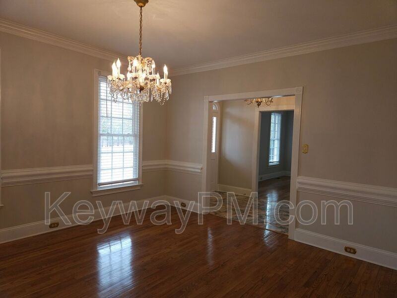 954 Windmill Ln - Photo 5 of 41