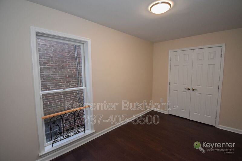 4 W Oakland Ave #2A - Photo 5 of 12