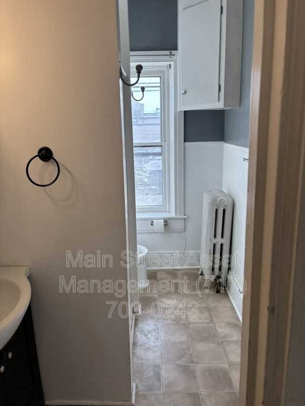 831 Willow St - Photo 6 of 17