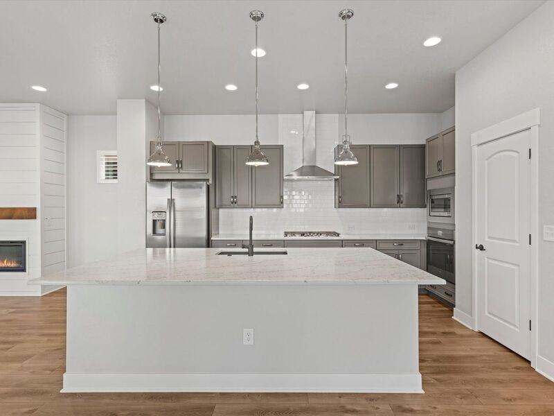 21201 E 60th Ave - Photo 6 of 21