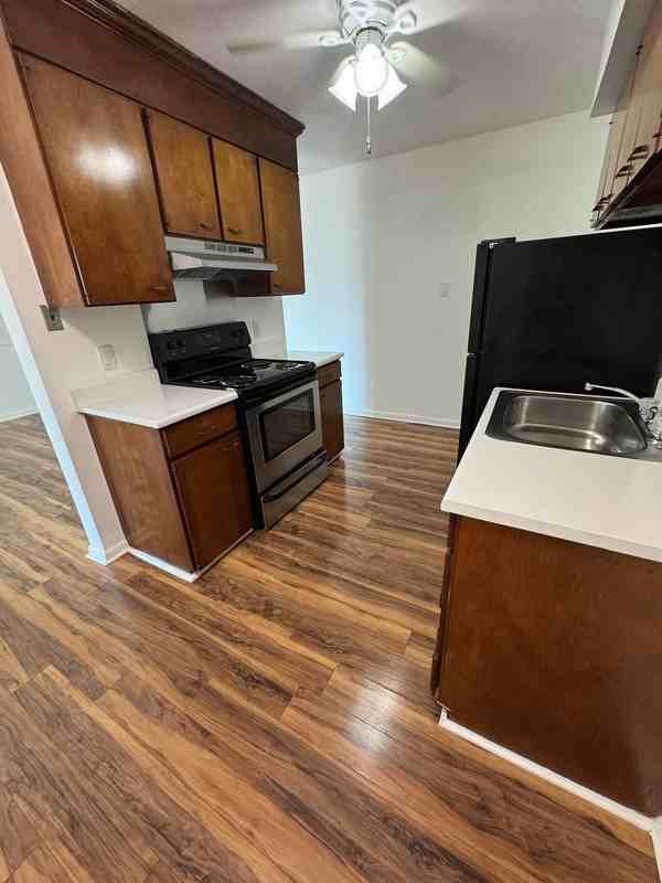 4502 Grove Ave - Photo 3 of 10