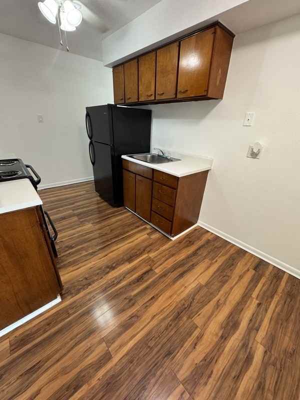 4502 Grove Ave - Photo 4 of 10