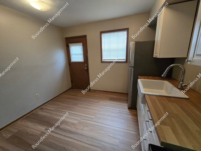 1688 W Forrest Ave #2 - Photo 6 of 14