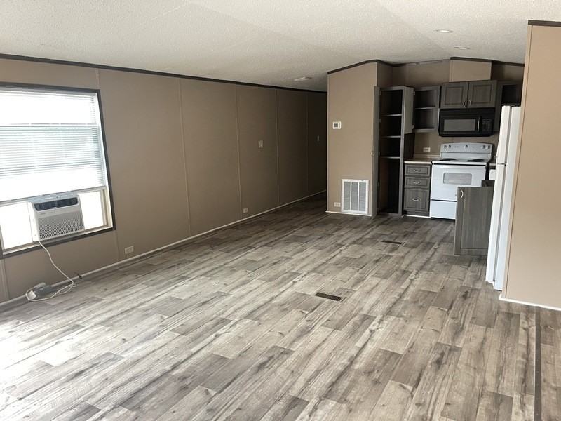 3525 E Elizabethtown Rd - Photo 2 of 5