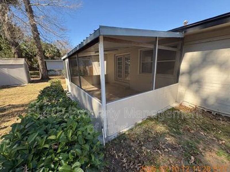 1000 Se 28th St - Photo 4 of 50