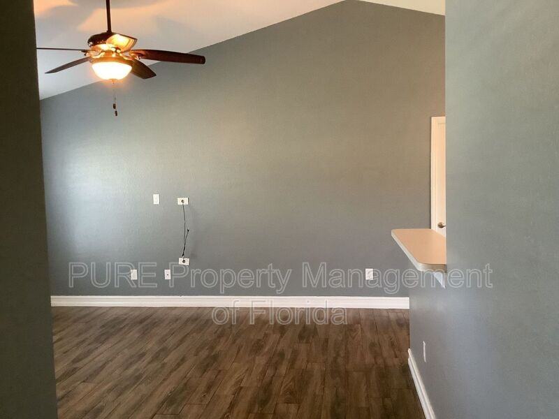 34 Juniper Pass Dr - Photo 2 of 32