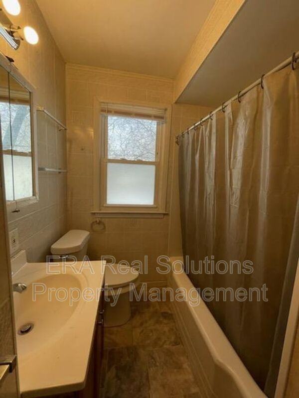 6210 Snow Rd - Photo 4 of 10