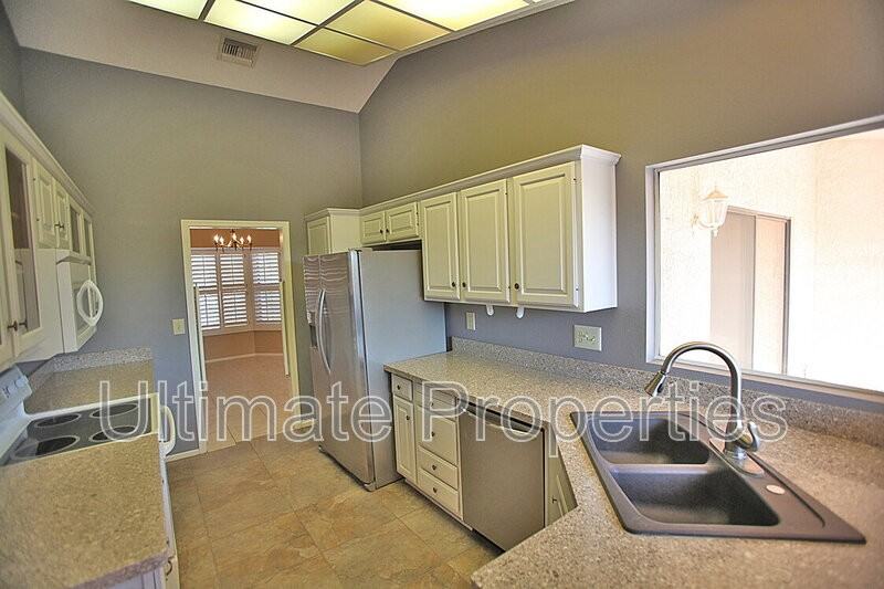 14735 W Buttonwood Dr - Photo 7 of 16