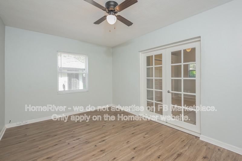 1053 Spring Garden St - Photo 7 of 22