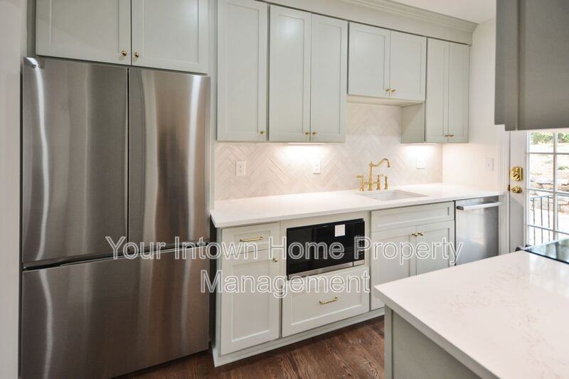 1861 Ardmore Rd Nw - Photo 7 of 28