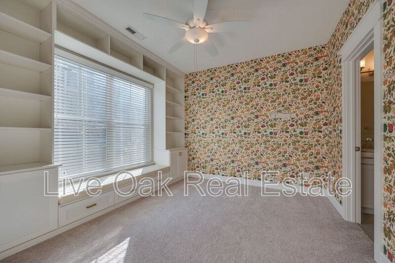 2929 Arctic Ave - Photo 6 of 37