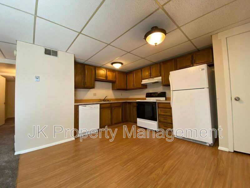 3208 11th Ave S #11 - Photo 2 of 14