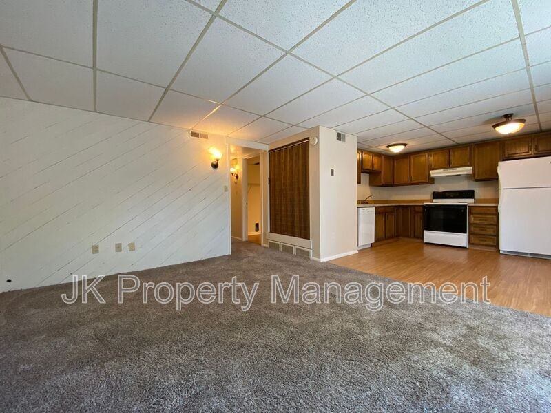 3208 11th Ave S #11 - Photo 4 of 14