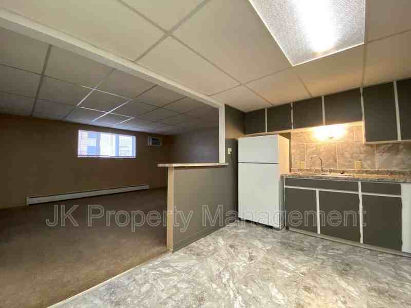 1401 2b St S #14 - Photo 4 of 12