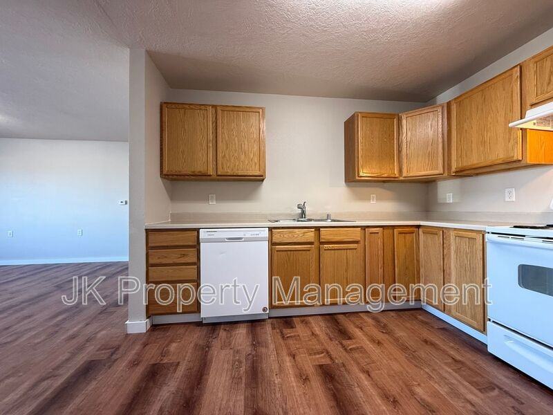 5112 4th Ave N #01 - Photo 3 of 22