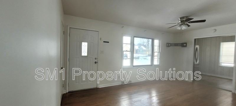 1907 Apex Pl - Photo 7 of 18