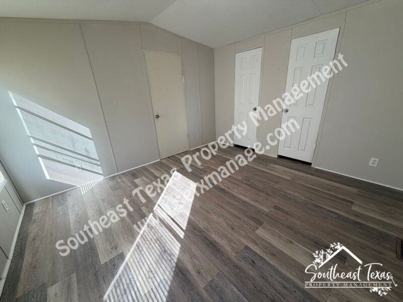 4166 Black Cat Rd - Photo 3 of 9