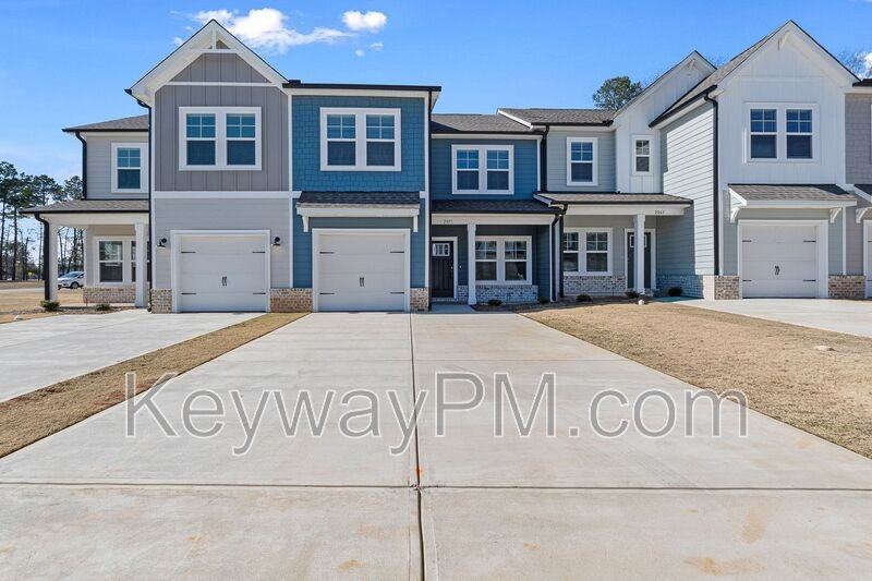 2051 Denmark Ave Se - Photo 4 of 36