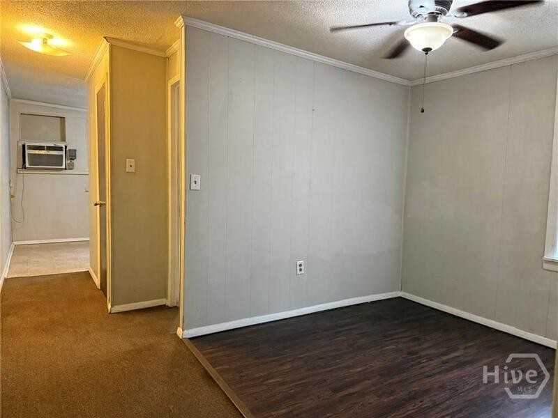 317 Strickland St - Photo 7 of 10