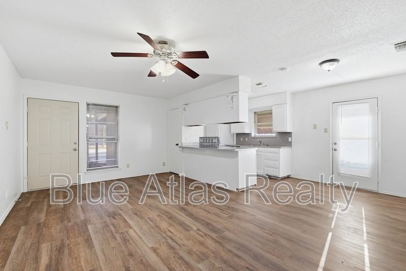 222 Meador Ln - Photo 2 of 25