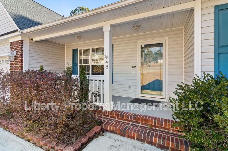 48 Commonwealth Ct - Photo 2 of 18