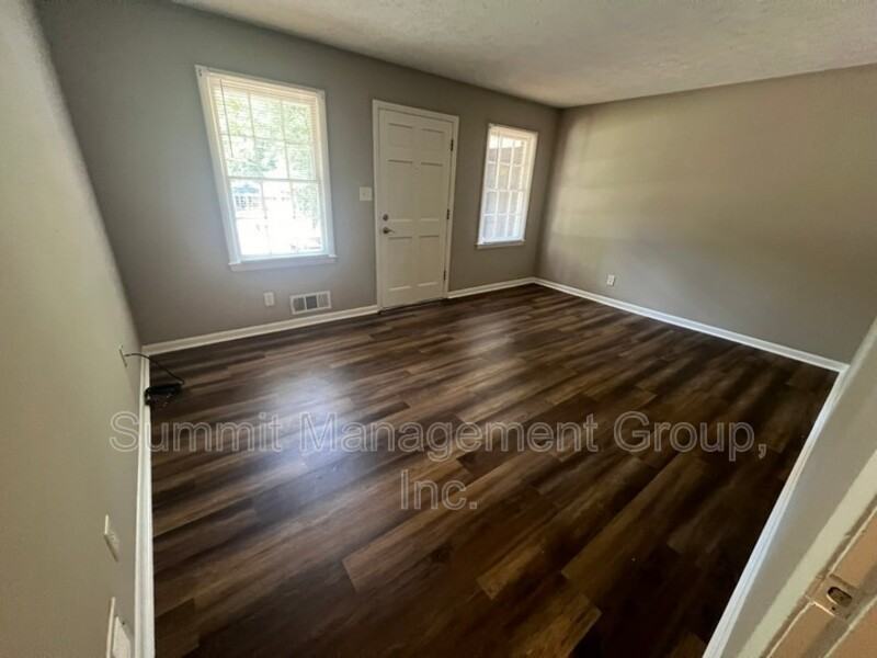 8109 Cardav Ct Se - Photo 2 of 10