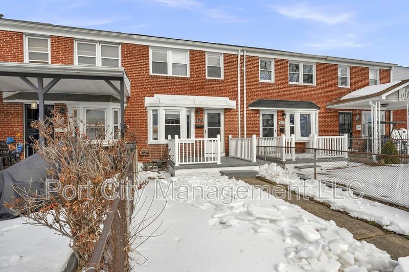 832 N Marlyn Ave - Photo 2 of 23