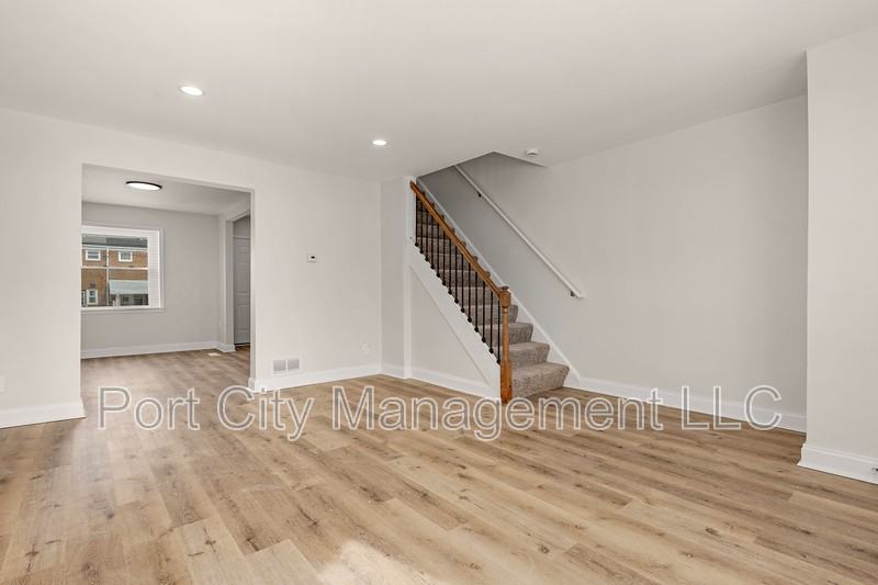 832 N Marlyn Ave - Photo 6 of 23