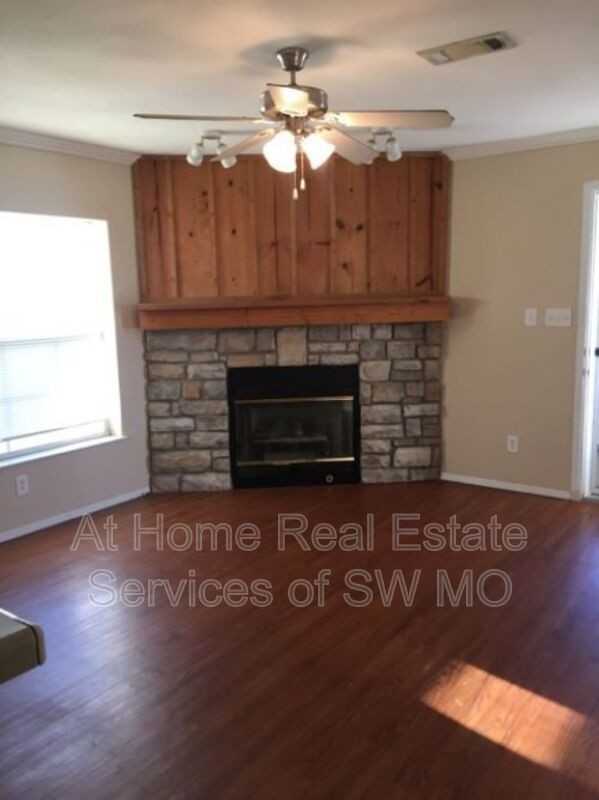 503 W Warren Ave - Photo 2 of 15