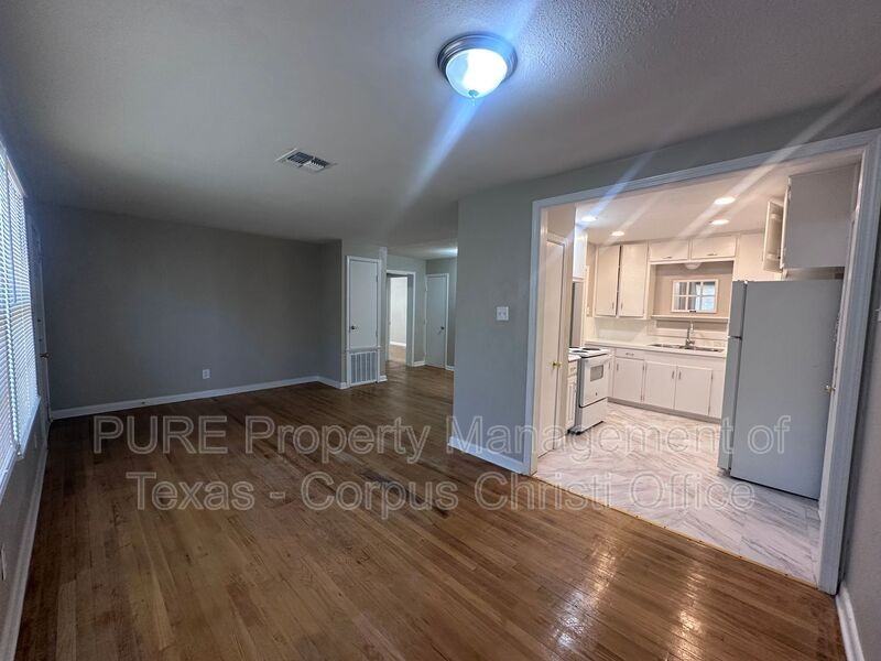 538 Chase Dr - Photo 3 of 22