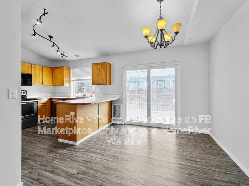 1018 N Lindsay St - Photo 4 of 22