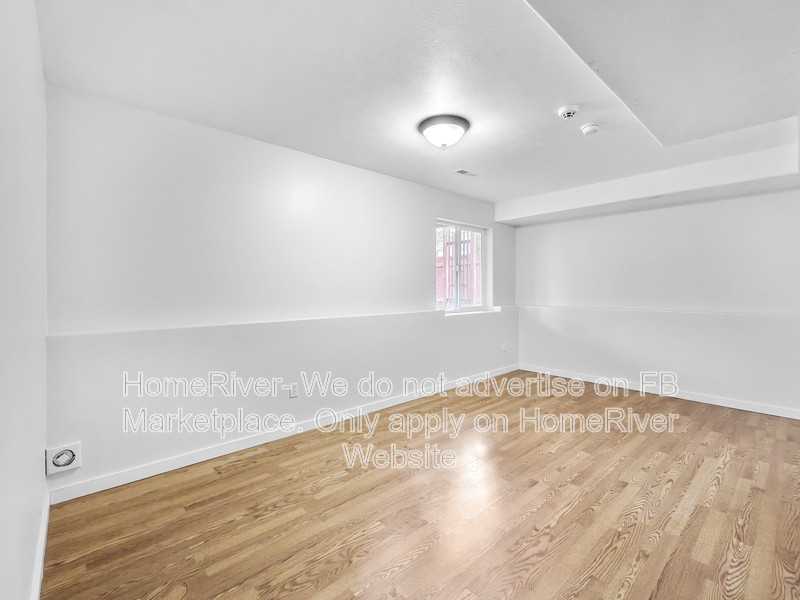 1018 N Lindsay St - Photo 7 of 22