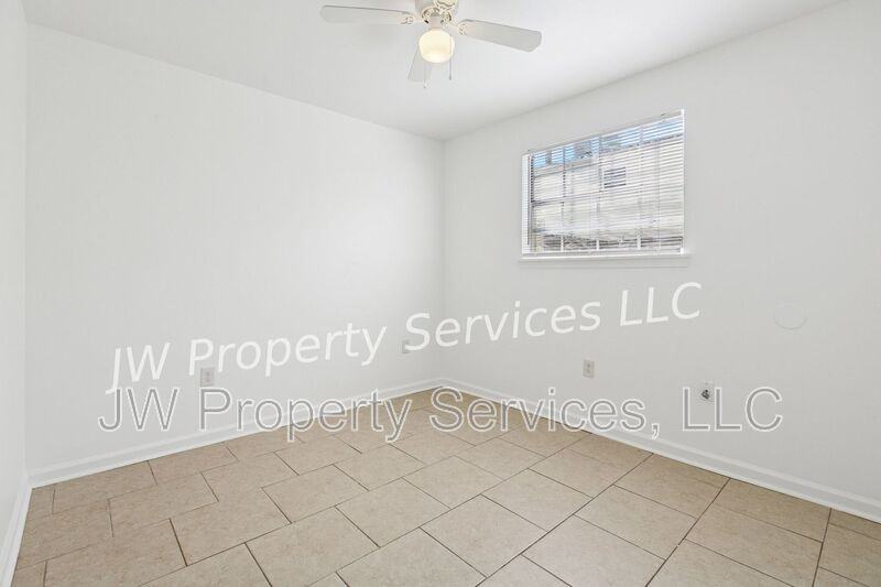 204 Wilker Neal Ave #A - Photo 7 of 10