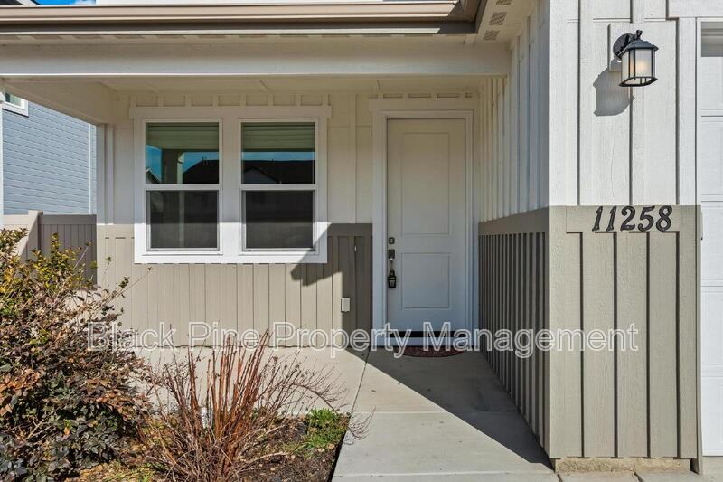 11258 Aspen Hill Dr - Photo 3 of 42