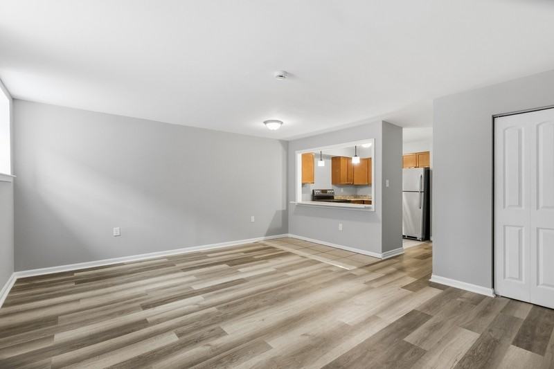 906 N Fulton Ave #1 - Photo 3 of 18