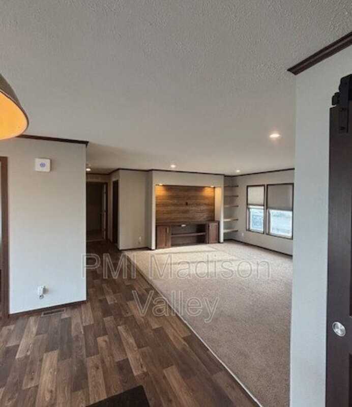 707 Washington St - Photo 5 of 19