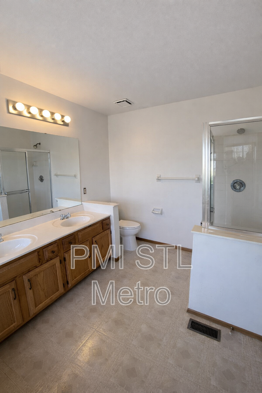 3865 Kentucky Derby Dr - Photo 6 of 14