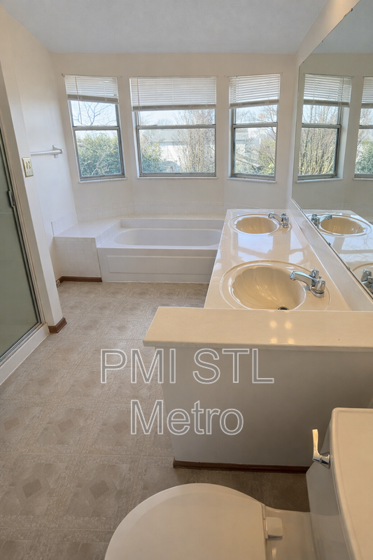 3865 Kentucky Derby Dr - Photo 7 of 14