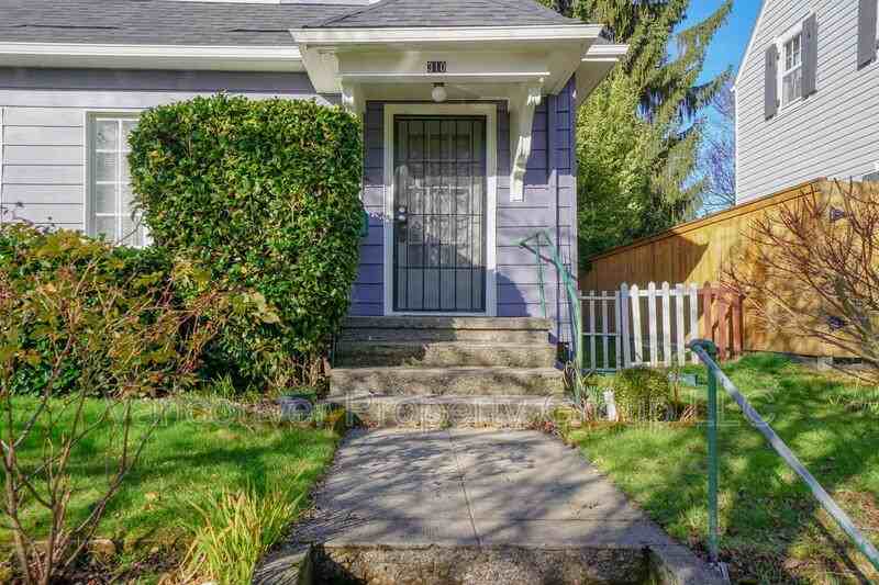 310 E 22nd St - Photo 3 of 24