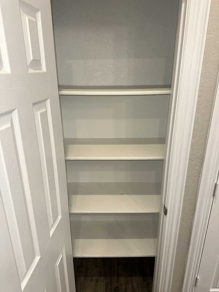 624 Wrigley Lane - Photo 7 of 24