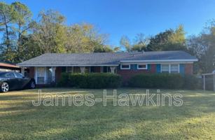 featured image of 1394 Avalon Ln