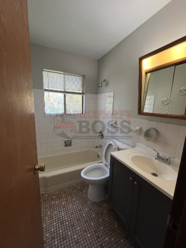 5340 Pennsylvania St - Photo 6 of 7