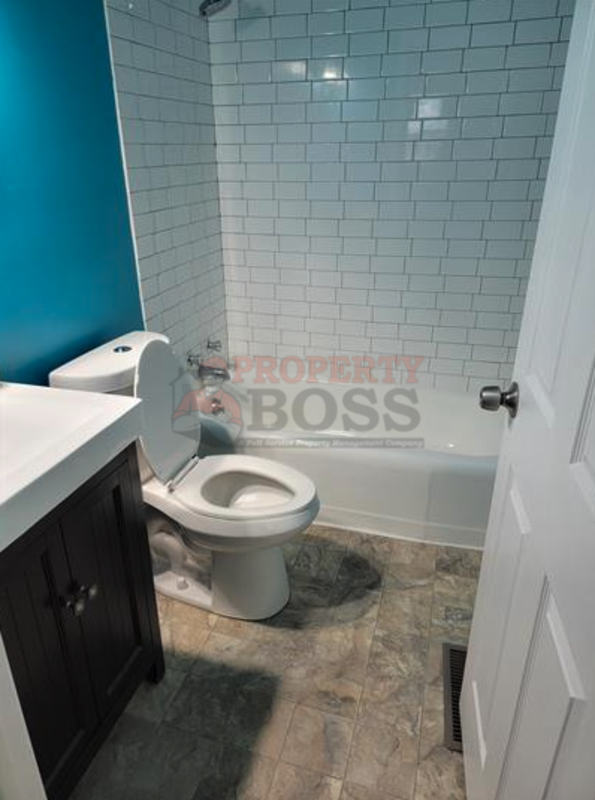 6727 Jackson St - Photo 3 of 9