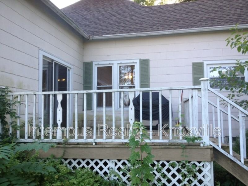 501 Chickamauga Ave - Photo 7 of 11