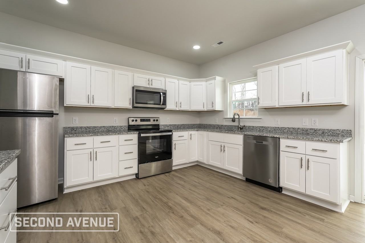 486 Everidge Rd - Photo 7 of 28