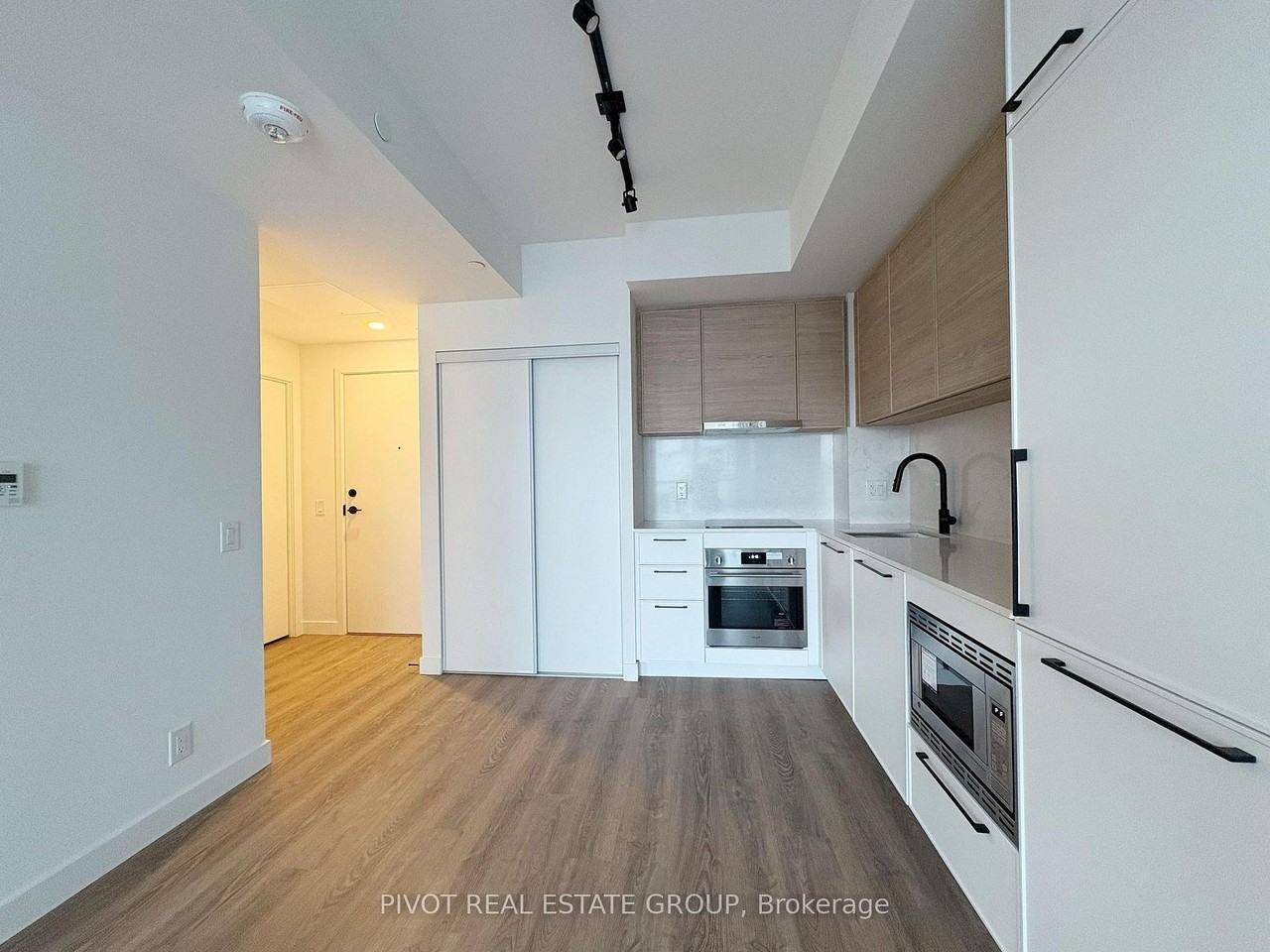 1050 Eastern Avenue - Photo 4 of 8