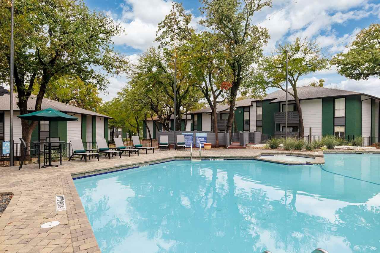 The Washington Apartment Homes - Photo 2 of 41